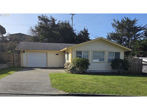 94044 Azalea Ln, Gold Beach, OR, 97444-9515 | Card Image