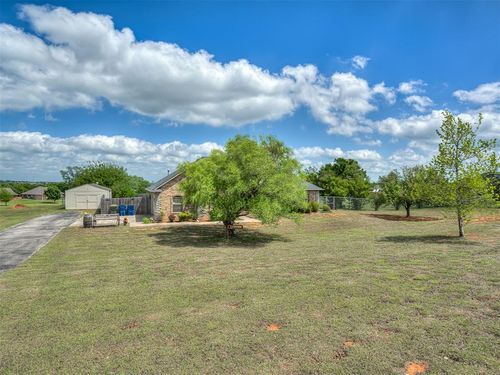428 Summer Valley Road, Blanchard, OK, 73010 | Card Image