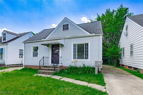 21304 Watson Rd, Maple Heights, OH, 44137-2115 | Card Image