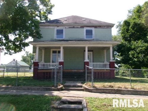 100 W Main St, Ellisville, IL, 61431-5006 | Card Image