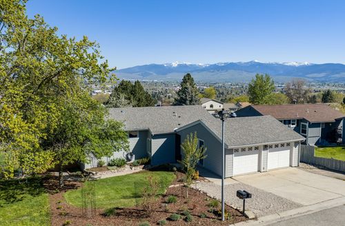 2240 E Vista Dr, Missoula, MT, 59803-2616 | Card Image