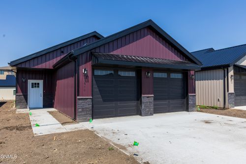 3516 Calgary Point, Bismarck, ND, 58503 | Card Image