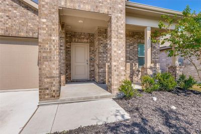 624 Blacktail Drive, House other with 3 bedrooms, 2 bathrooms and null parking in Fort Worth TX | Image 2