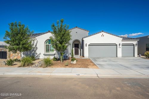 7690 Eagle Vista St, Las Cruces, NM, 88012-8064 | Card Image
