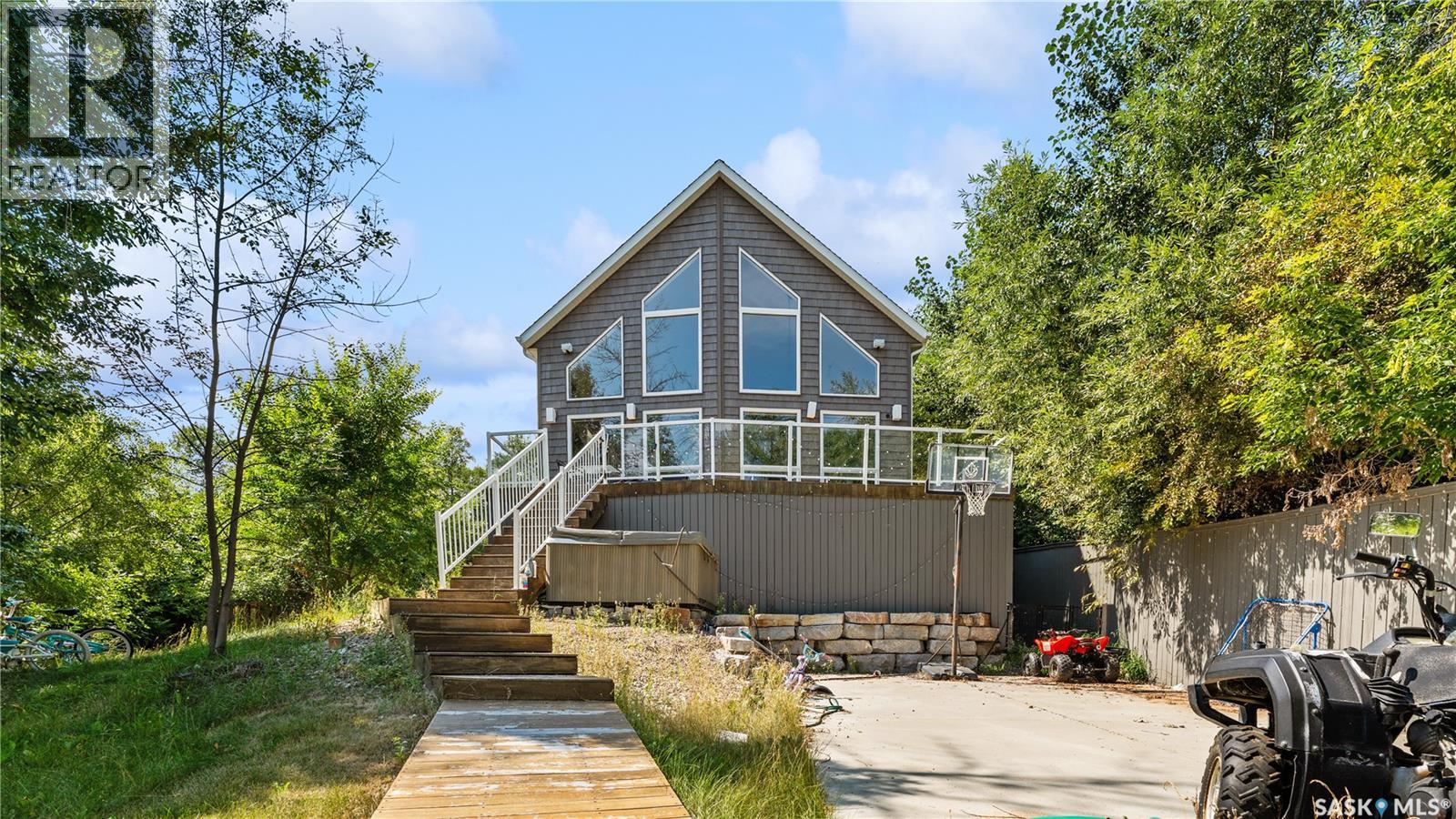 Residential in Pike Lake Provincial Park