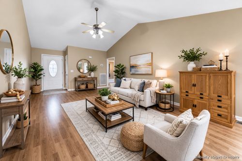 3700 Wheatfield Ln, Clarksville, TN, 37040-5466 | Card Image