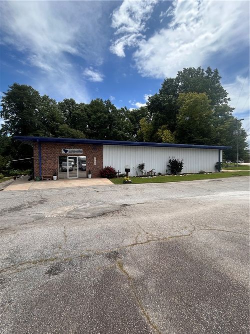 141 City View Cir, Pickens, SC, 29671-9717 | Card Image