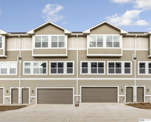 20871 T Ct, Elkhorn, NE, 68022-4386 | Card Image