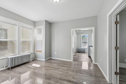 852 Edmund Ave, Saint Paul, MN, 55104-2730 | Card Image