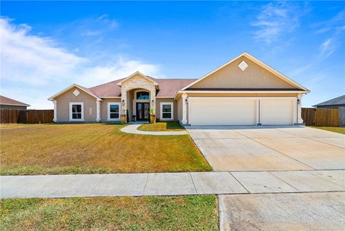 2026 Hyacinth Dr, Corpus Christi, TX, 78413-6021 | Card Image