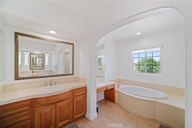25422 Magnolia Ln, House other with 5 bedrooms, 5 bathrooms and 5 parking in Stevenson Ranch CA | Image 48