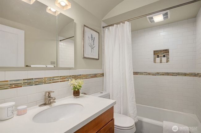 4512 35 Th Ave W, House other with 3 bedrooms, 2 bathrooms and null parking in Seattle WA | Image 10