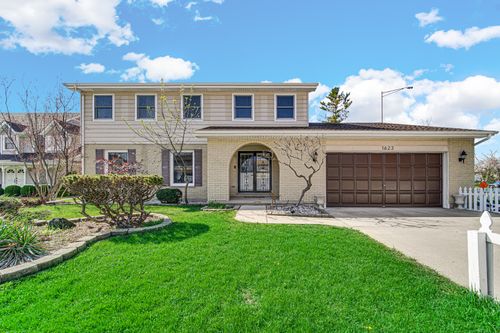 1623 W Bray Ct, Arlington Heights, IL, 60005-3477 | Card Image