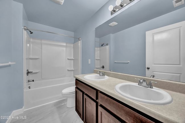 891 Golf View Rd, House other with 3 bedrooms, 2 bathrooms and 1 parking in Boiling Spring Lakes NC | Image 5