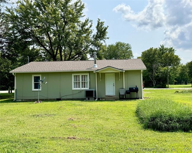 244 E Main St, House other with 2 bedrooms, 1 bathrooms and null parking in Big Cabin OK | Image 44