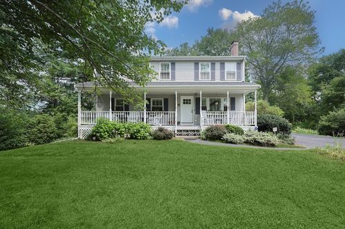 141 Conlyn Ave, Franklin, MA, 02038-3115 | Card Image