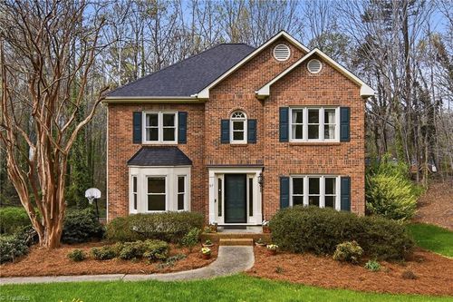 97 Shadylawn Dr, Winston Salem, NC, 27104-1443 | Card Image