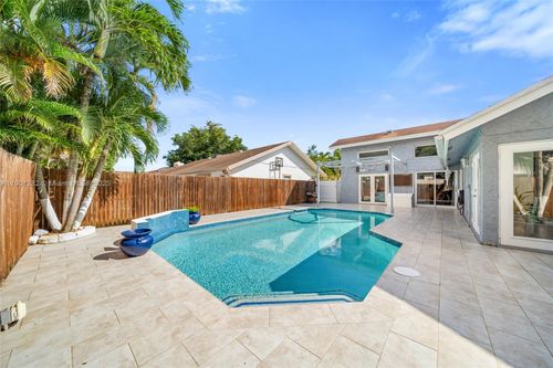 7461 Nw 36th St, Lauderhill, FL, 33319-4903 | Card Image