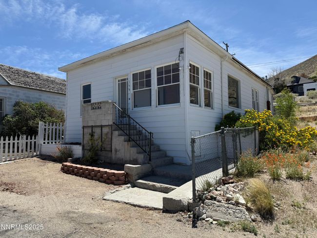 141 University St, House other with 2 bedrooms, 1 bathrooms and 2 parking in Tonopah NV | Image 27