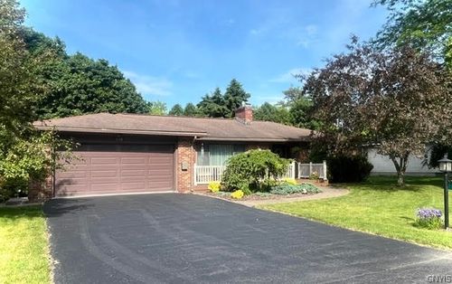 4908 Bryn Mawr Dr, Syracuse, NY, 13215-2208 | Card Image