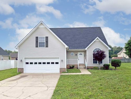 284 Ballygar Ct, Clarksville, TN, 37043-2866 | Card Image