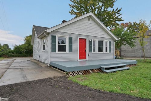 8508 N Saginaw Rd, Mount Morris, MI, 48458-1129 | Card Image