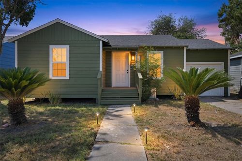 4725 Hamlett Dr, Corpus Christi, TX, 78415-1621 | Card Image