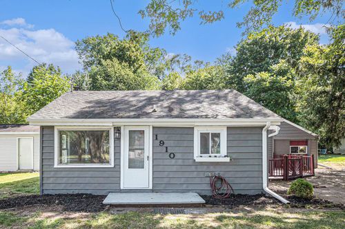 1910 Phillips Ave, Holt, MI, 48842-1630 | Card Image
