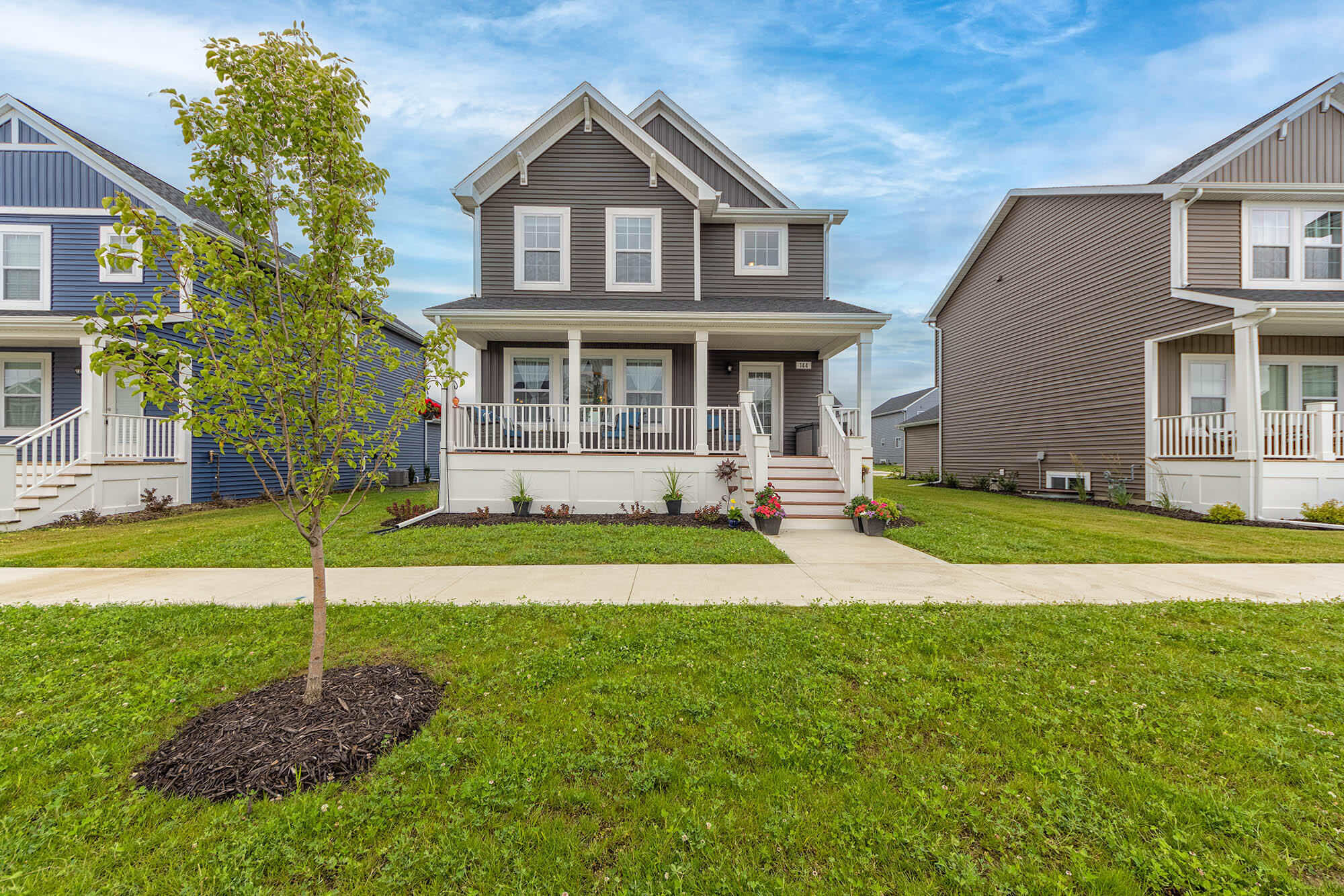 Brynwood Ave, Holland, MI 49423