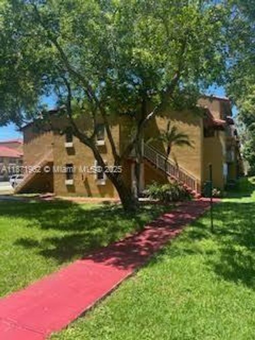 apt-208-15520 Sw 80th St, Miami, FL, 33193-2624 | Card Image
