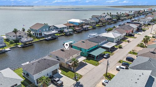 1223 Sailfish St, Hitchcock, TX, 77563-2716 | Card Image