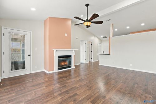 5143 Seven Pine Cir, Huntsville, AL, 35816-1335 | Card Image