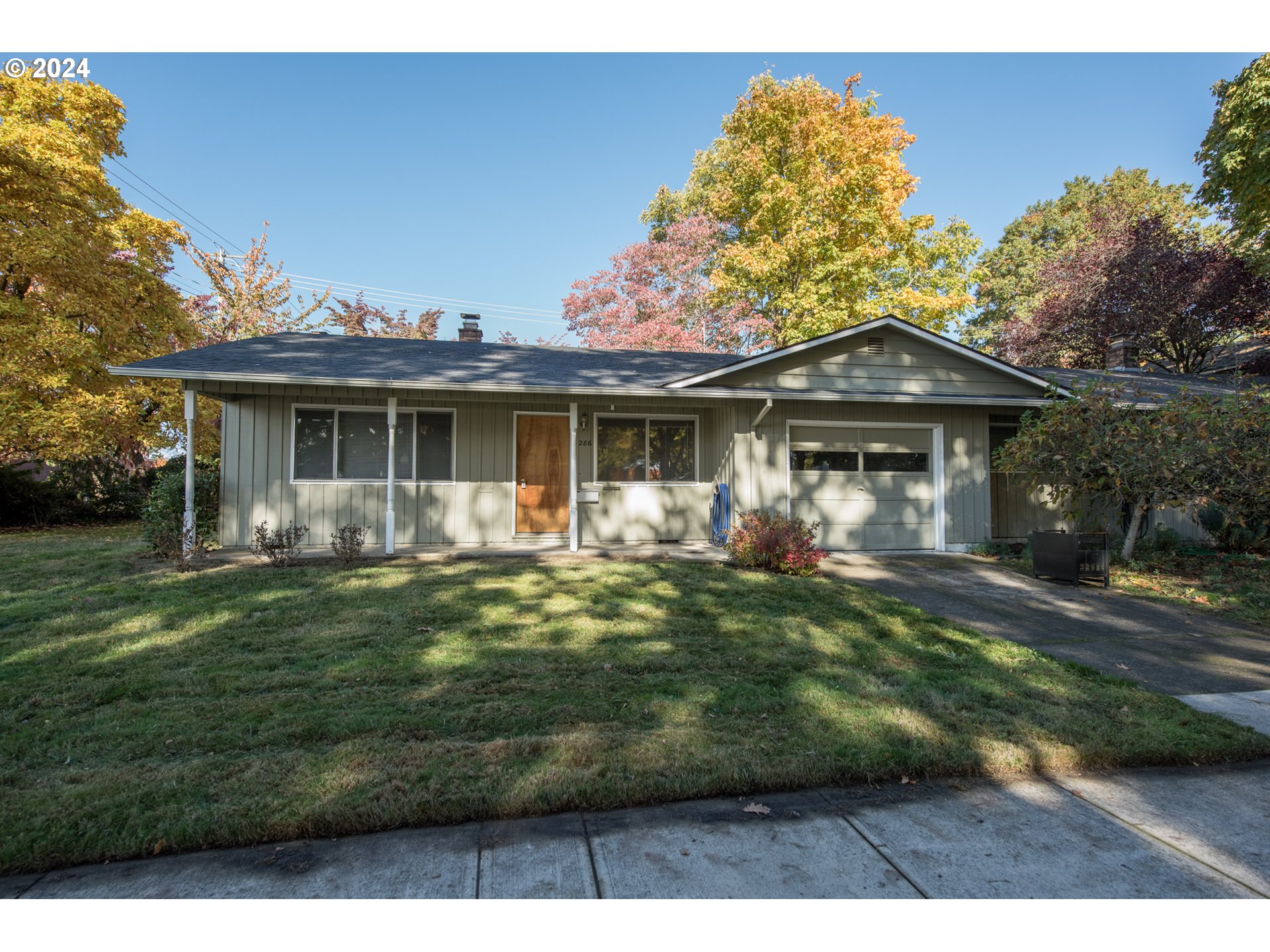 4th Ave, Canby, OR 97013