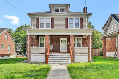 2136 Denniston Ave Sw, Roanoke, VA, 24015-2028 | Card Image