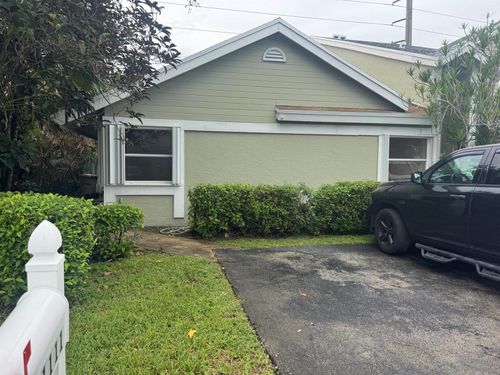 1111 Sw 111th Way, Davie, FL, 33324 | Card Image