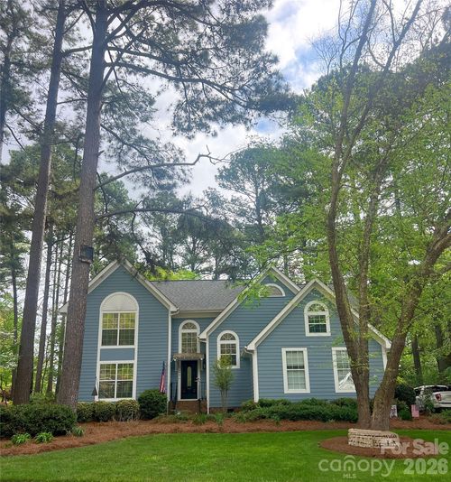121 Lake Pine Rd, Mooresville, NC, 28117-7476 | Card Image