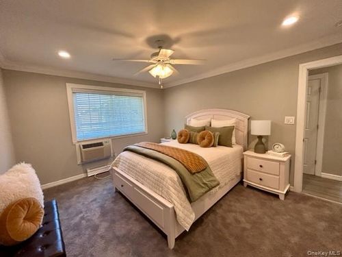 27-2d-27 Williams Blvd, Lake Grove, NY, 11755-2460 | Card Image