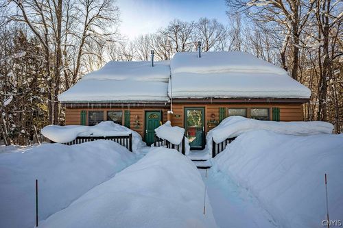 112 Holiday Dr, Old Forge, NY, 13420-4112 | Card Image