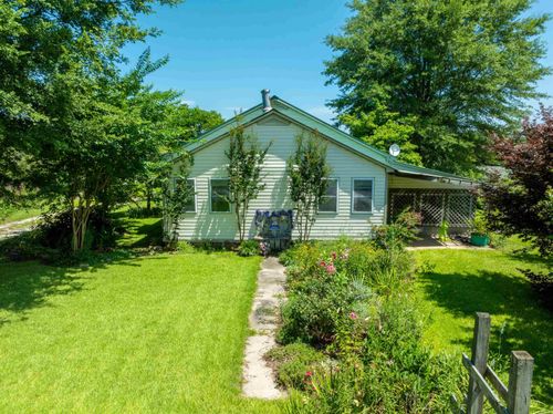 550 Medlock Rd, Batesville, AR, 72501-7961 | Card Image
