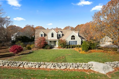 4 E Neck Rd, Stonington, CT, 06378-2804 | Card Image