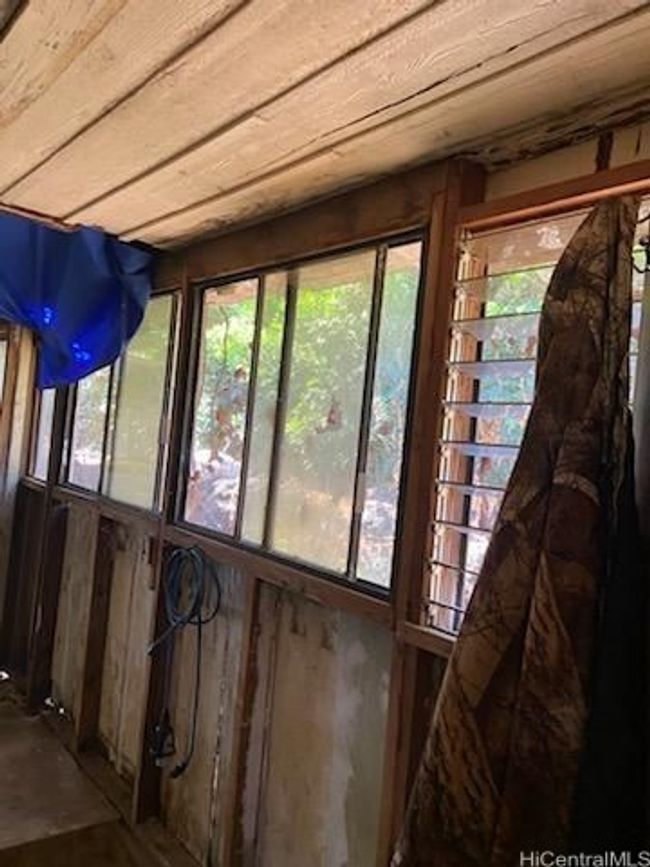 Dwelling is a complete rehab/tear-down. Sale is for land value only. | Image 9