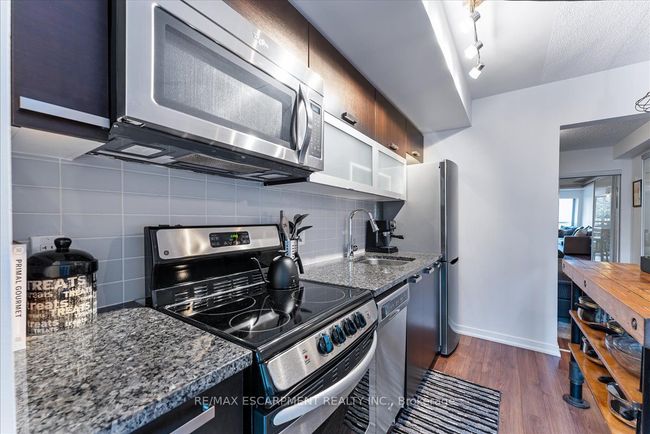 201 - 68 Abell St, Condo with 1 bedrooms, 2 bathrooms and null parking in Toronto ON | Image 15