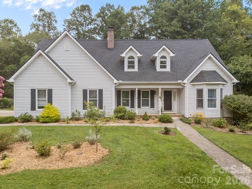 6 Springfield Way, Arden, NC, 28704-8572 | Card Image