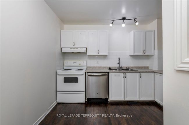 59 Sunridge Lane, Condo with 3 bedrooms, 2 bathrooms and 1 parking in Nepean ON | Image 5