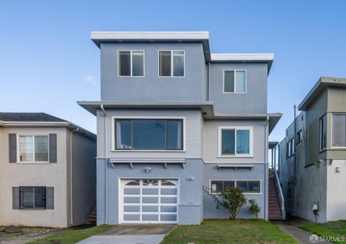 691 Stoneyford Dr, Daly City, CA, 94015-3710 | Card Image