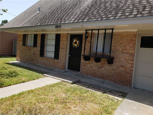 6845 Rhine Dr, Corpus Christi, TX, 78412-5012 | Card Image
