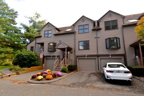 6-6 Rosewood Cir, Monroe, CT, 06468-2657 | Card Image
