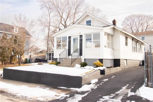 30 Oneil St, Providence, RI, 02904-2115 | Card Image