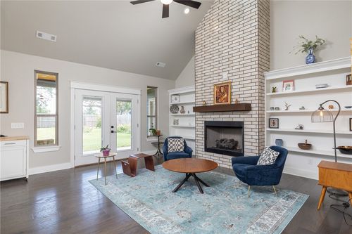753 N 6th St, Rogers, AR, 72756-2800 | Card Image