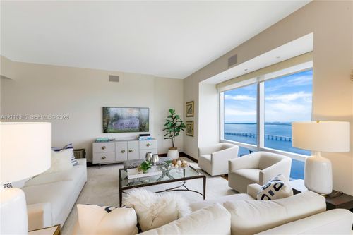 50b-1425 Brickell Ave, Miami, FL, 33131-3402 | Card Image